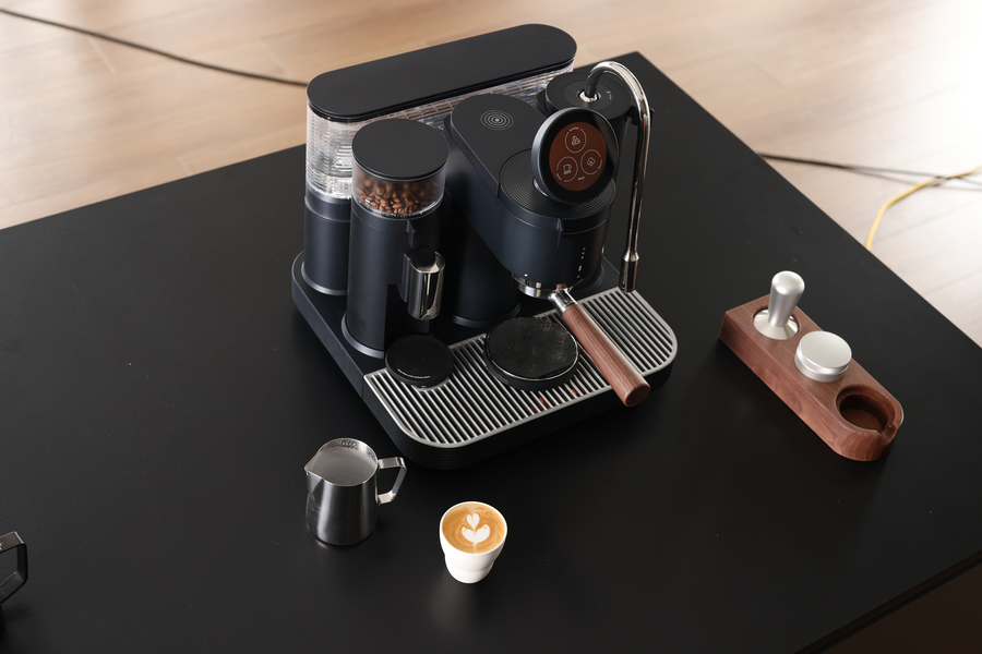 Meraki Espressomaschine zwischen Siebträger-Kontrolle und integriertem Workflow